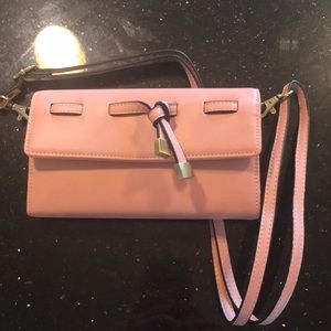 Simply Noelle Crossbody wallet